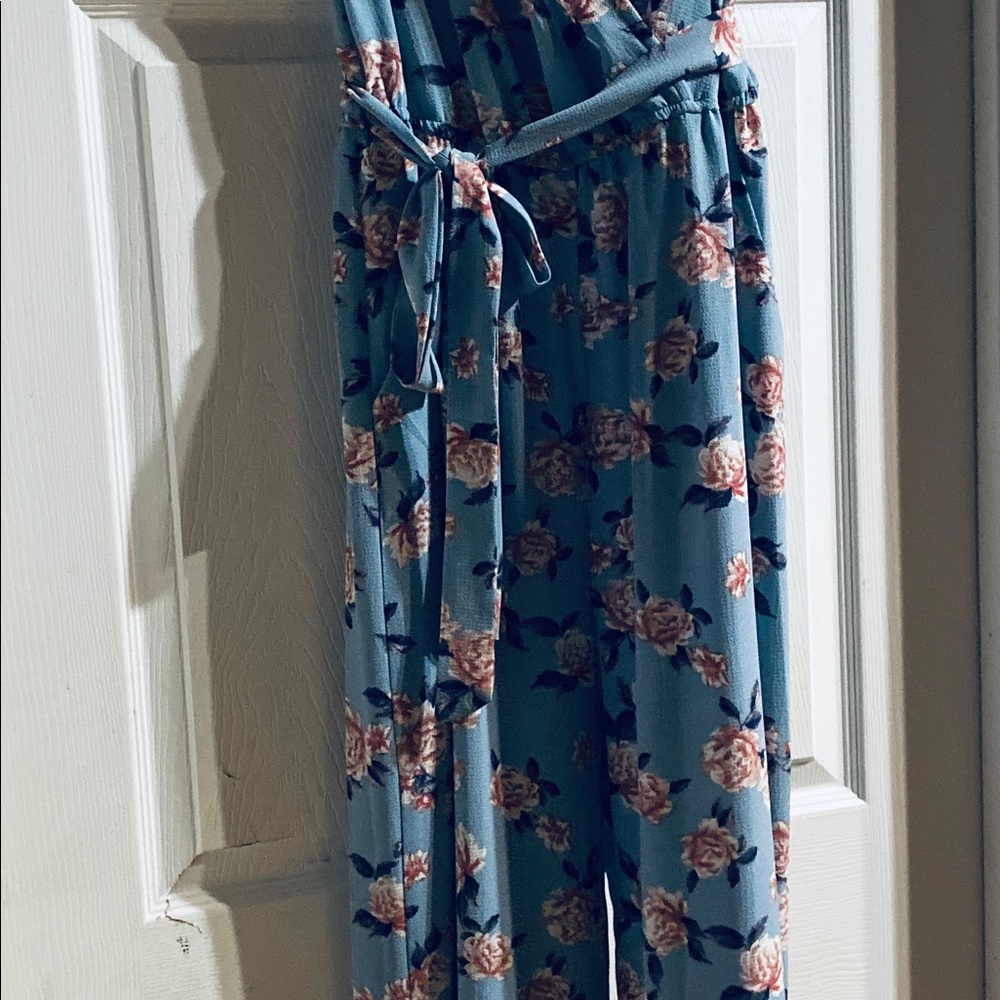 Jumpsuit - Picture 2 of 3